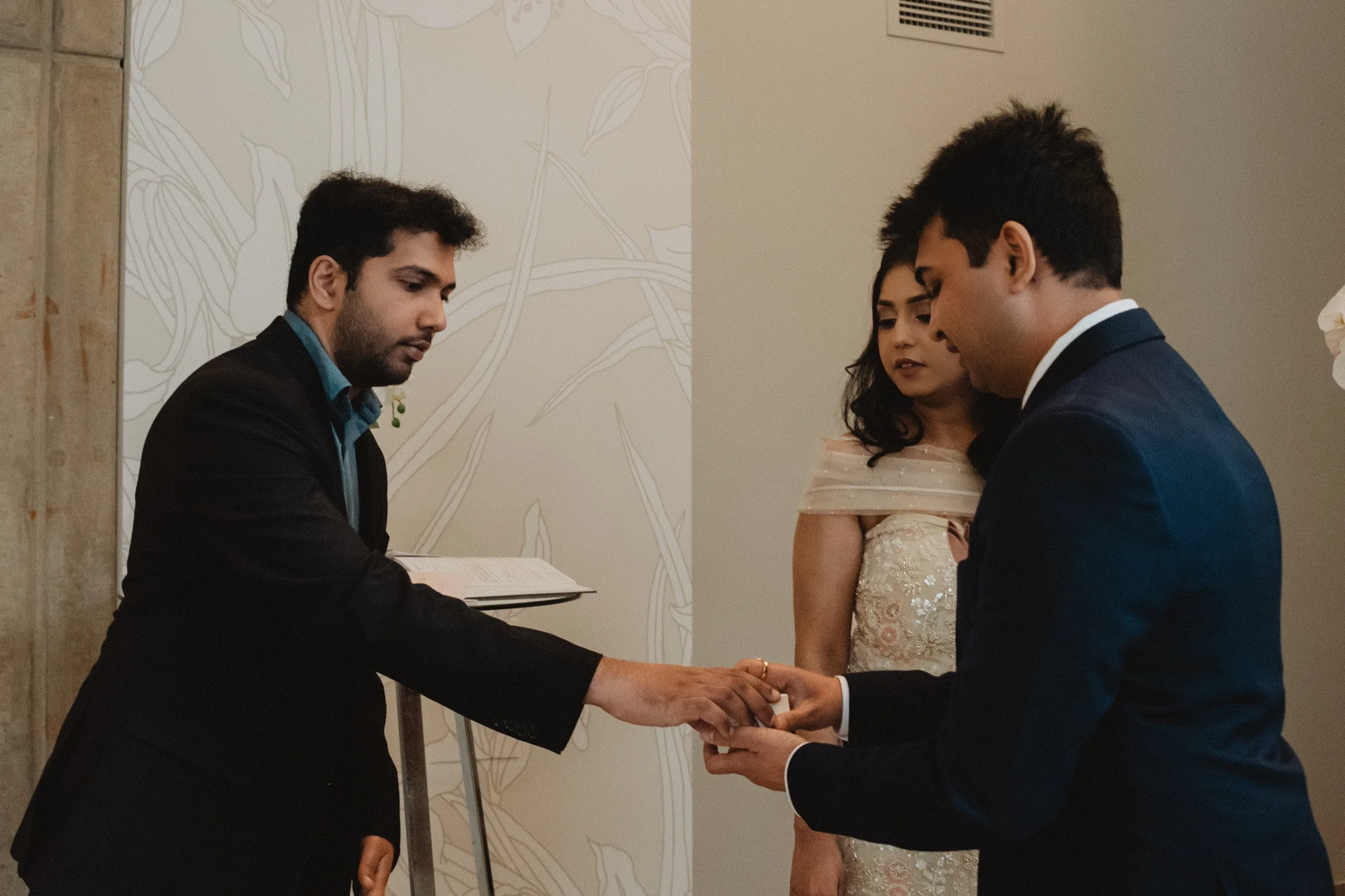 Sonia + Achyut, Toronto City Hall & Osgoode Hall, Toronto photography by AD Photography
