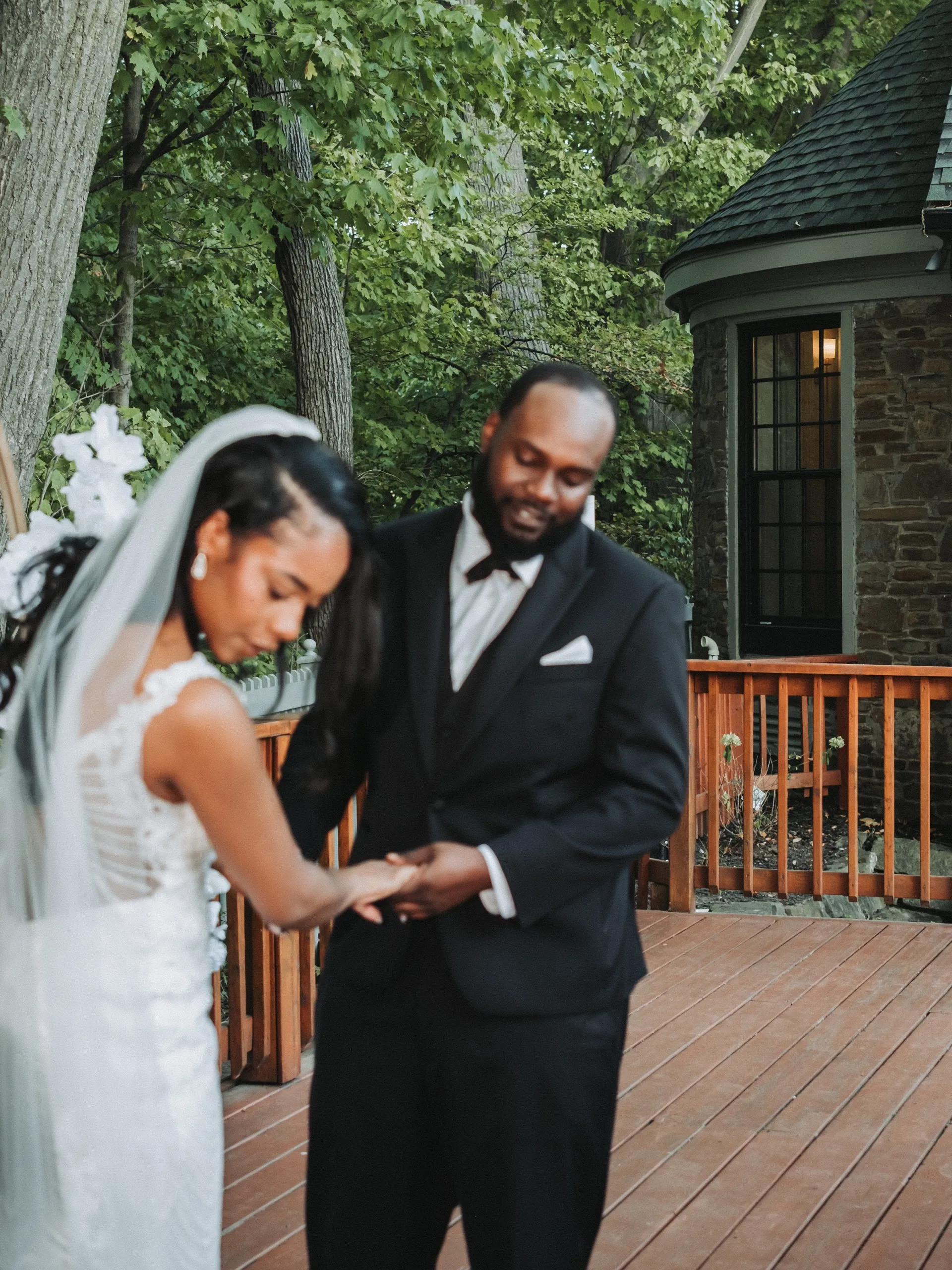 Natalie + Shavar, The Glenerin Inn and Spa, Mississauga photography by AD Photography