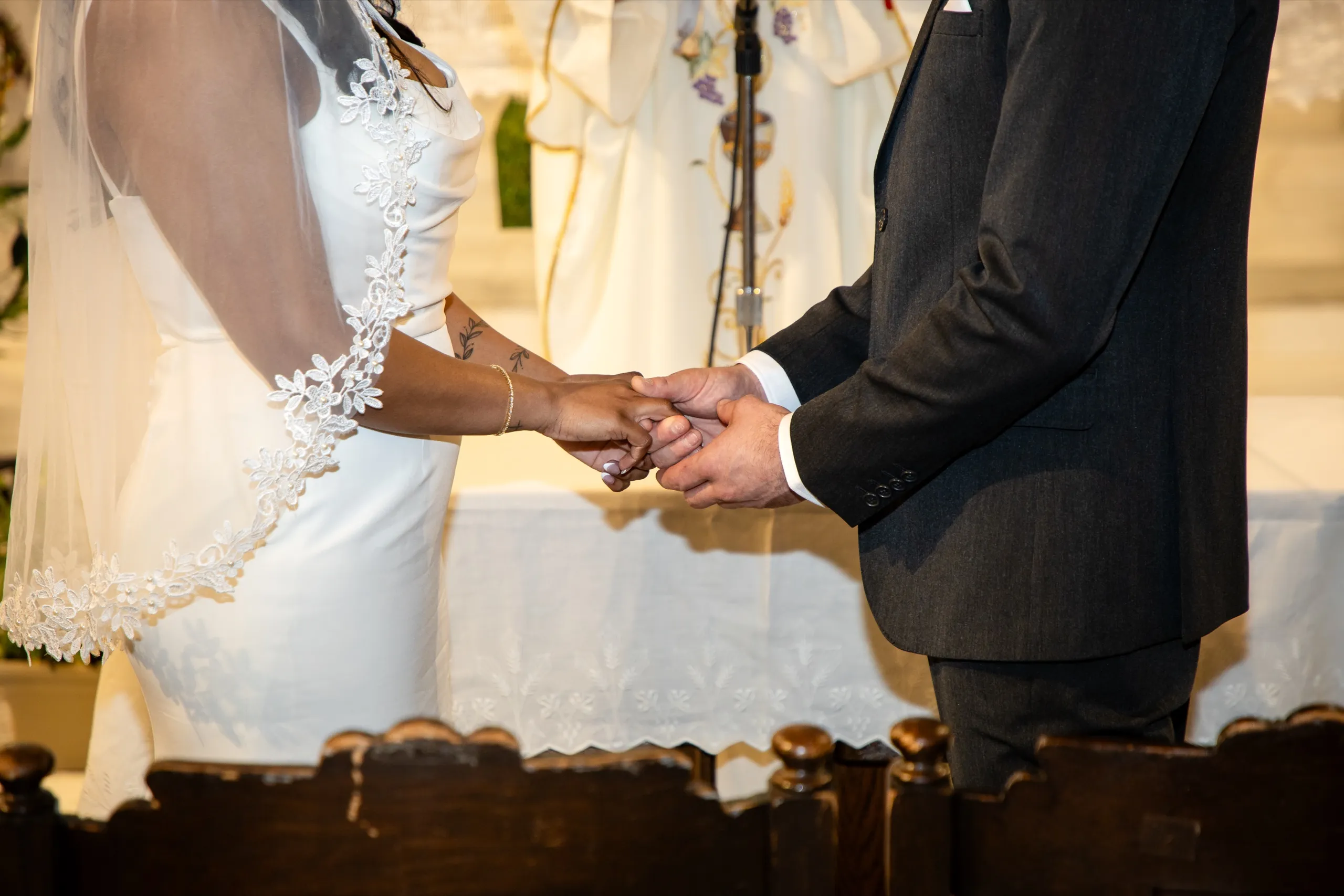 Roxanne + Justin, St. Patrick's Parish + Dundurn Castle, Hamilton photography by AD Photography