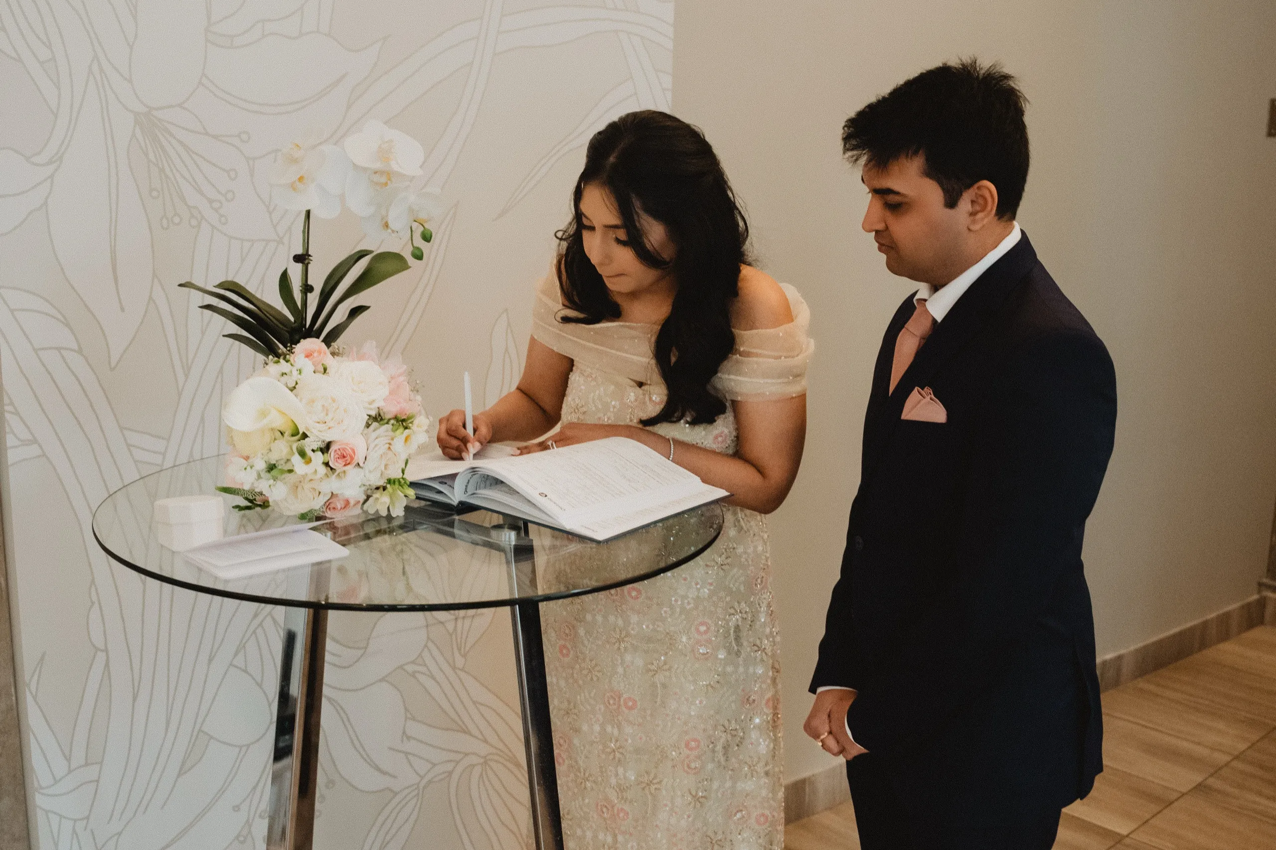 Sonia + Achyut, Toronto City Hall & Osgoode Hall, Toronto photography by AD Photography