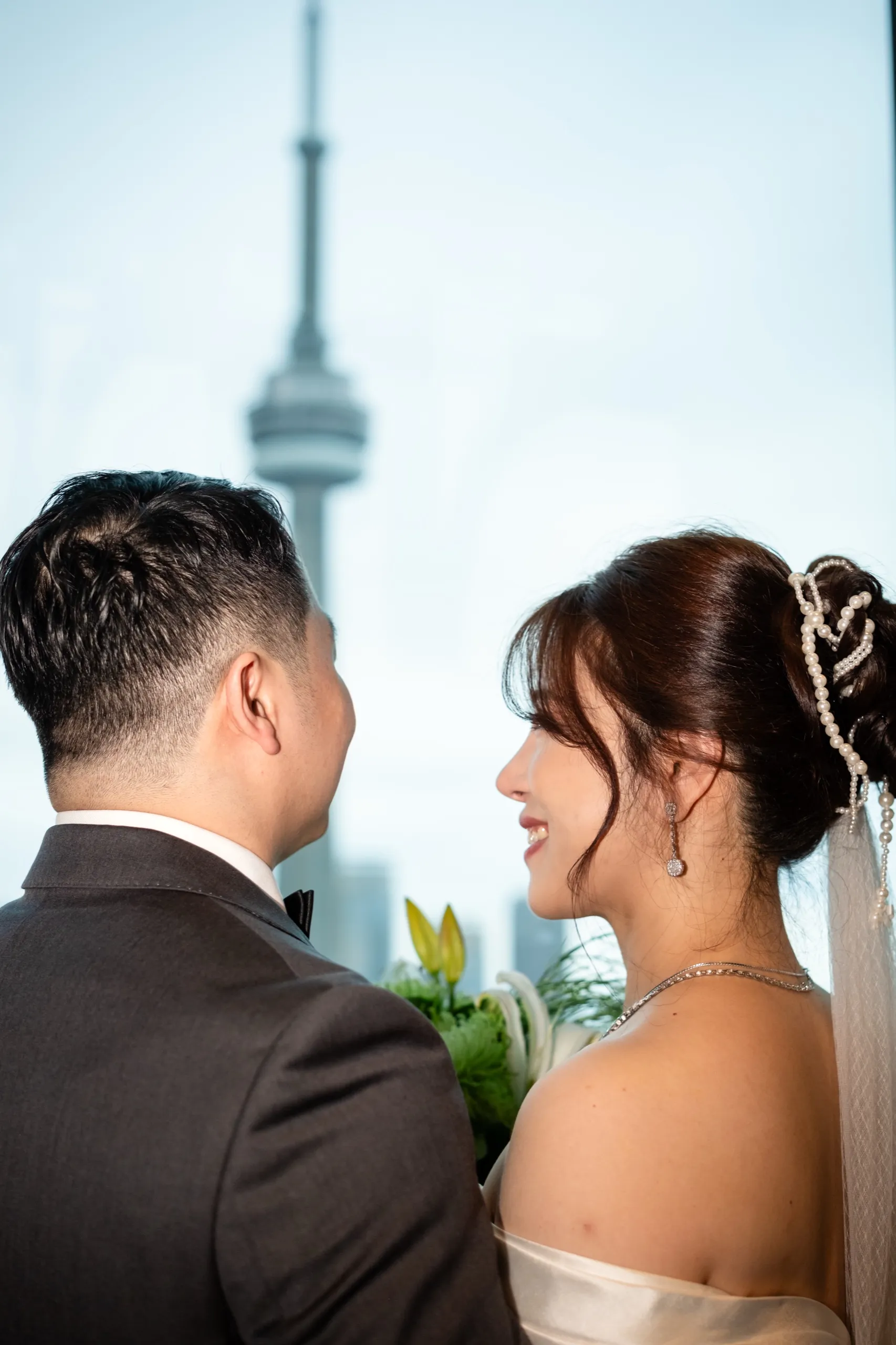 Grace + Giovanni, Aera Toronto, Downtown photography by AD Photography