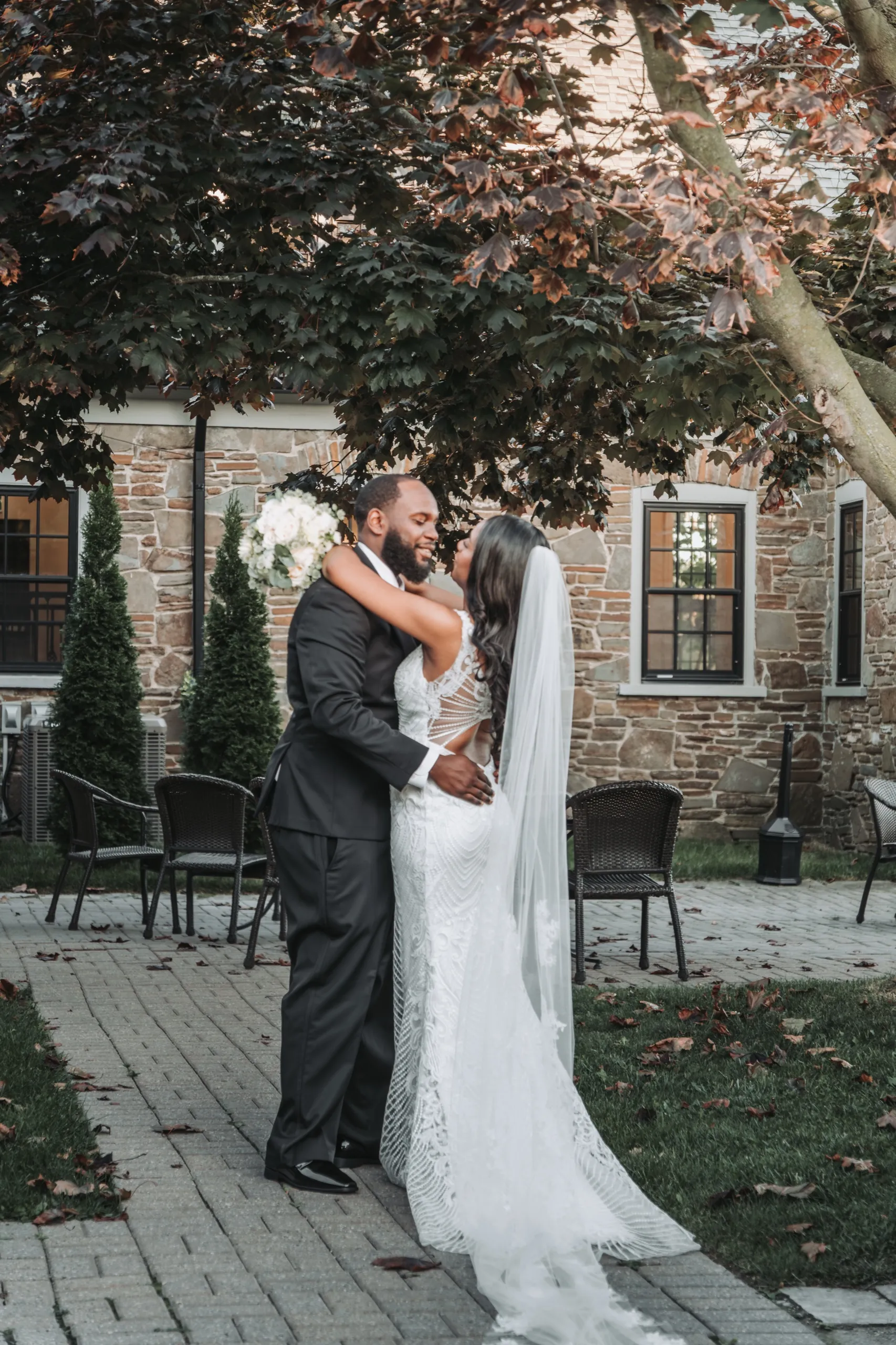 Natalie + Shavar, The Glenerin Inn and Spa, Mississauga photography by AD Photography