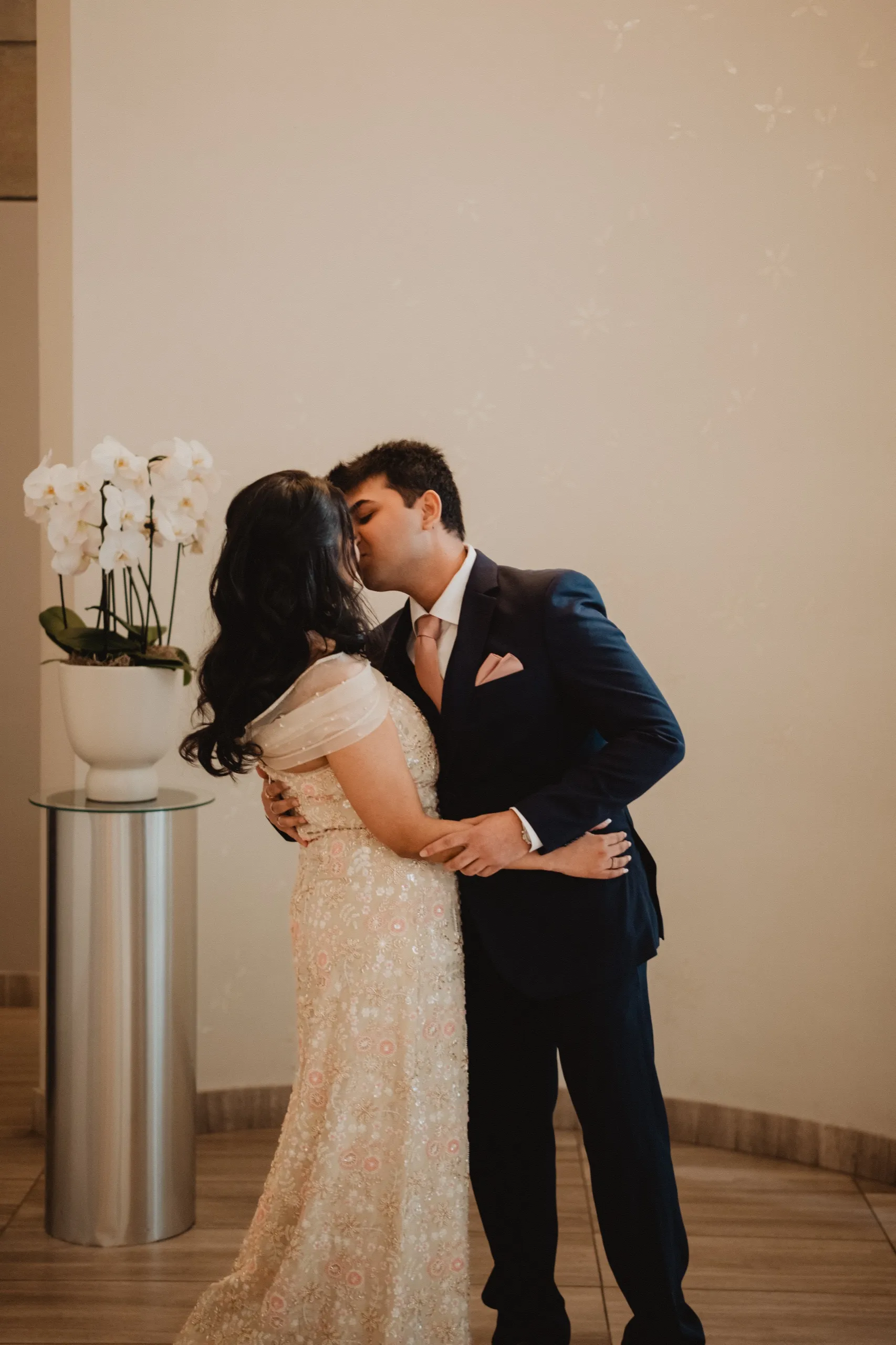 Sonia + Achyut, Toronto City Hall & Osgoode Hall, Toronto photography by AD Photography