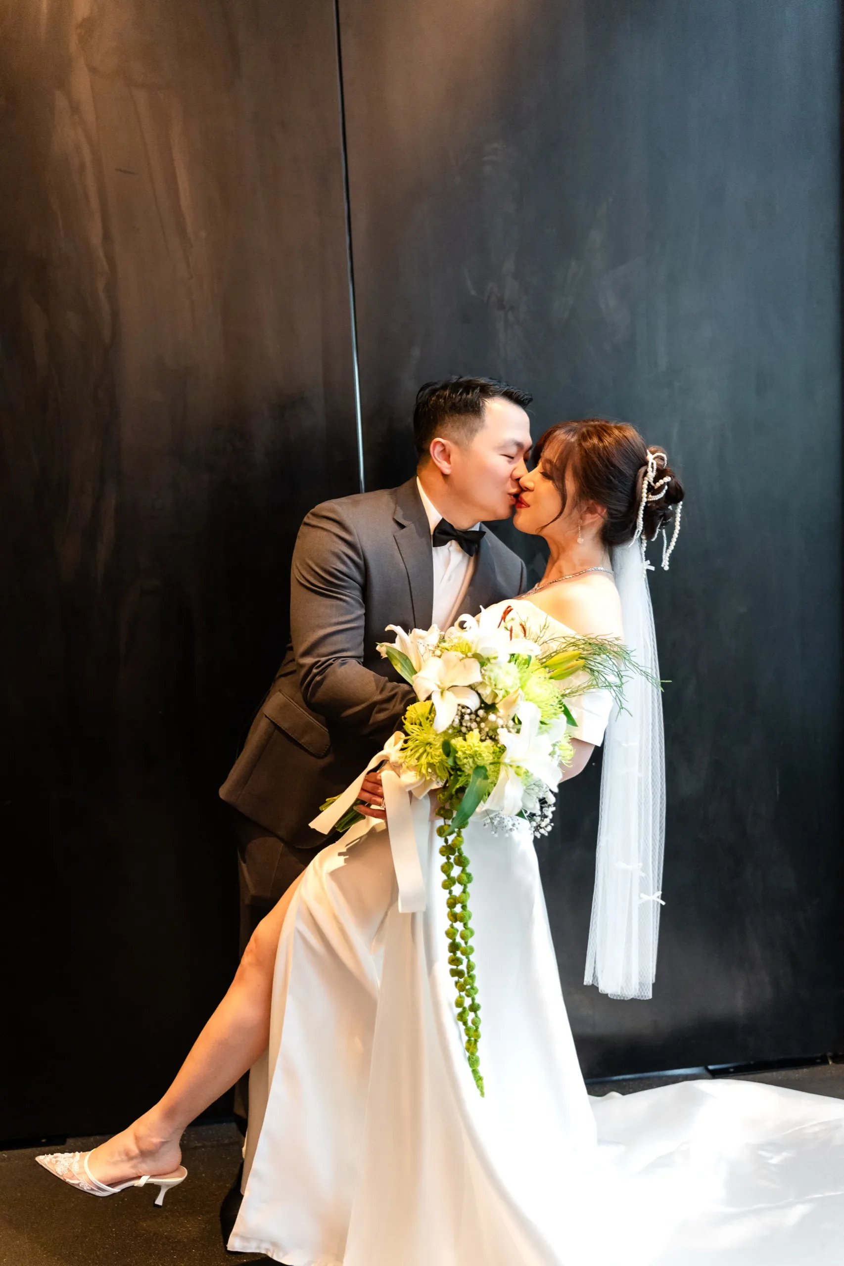 Grace + Giovanni, Aera Toronto, Downtown photography by AD Photography