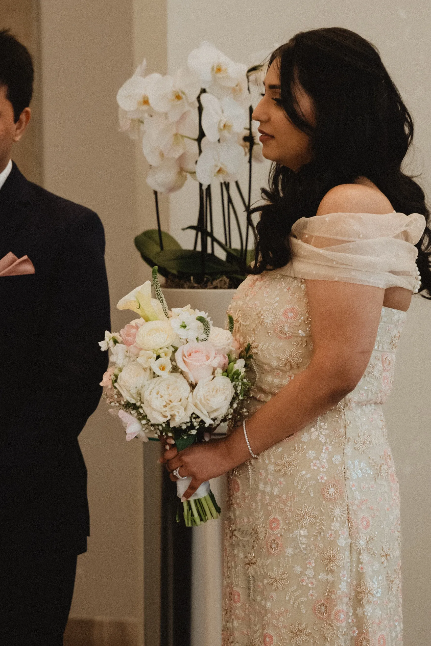 Sonia + Achyut, Toronto City Hall & Osgoode Hall, Toronto photography by AD Photography