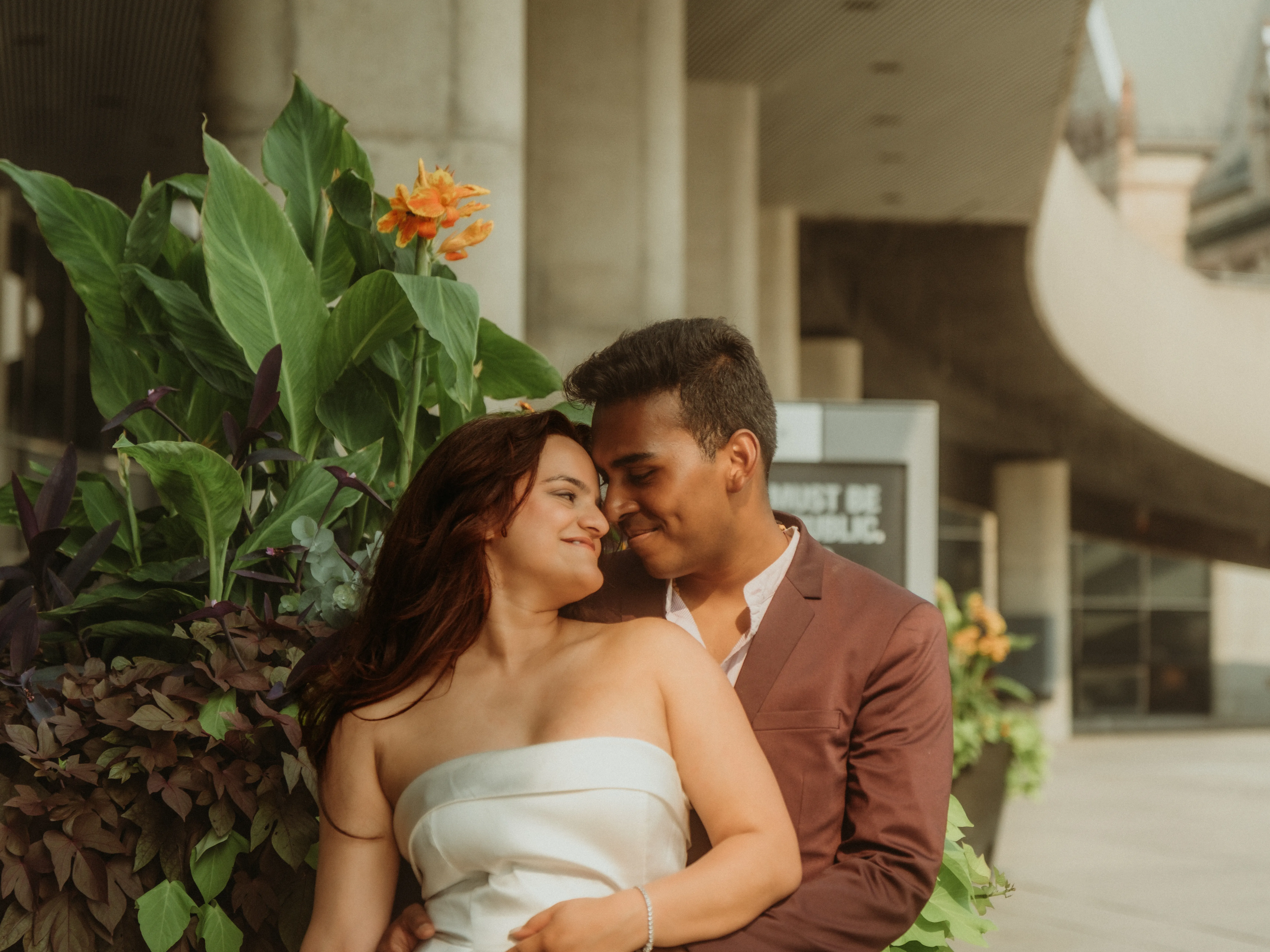 Anushka + Anthony, Toronto City Hall, Toronto photography by AD Photography
