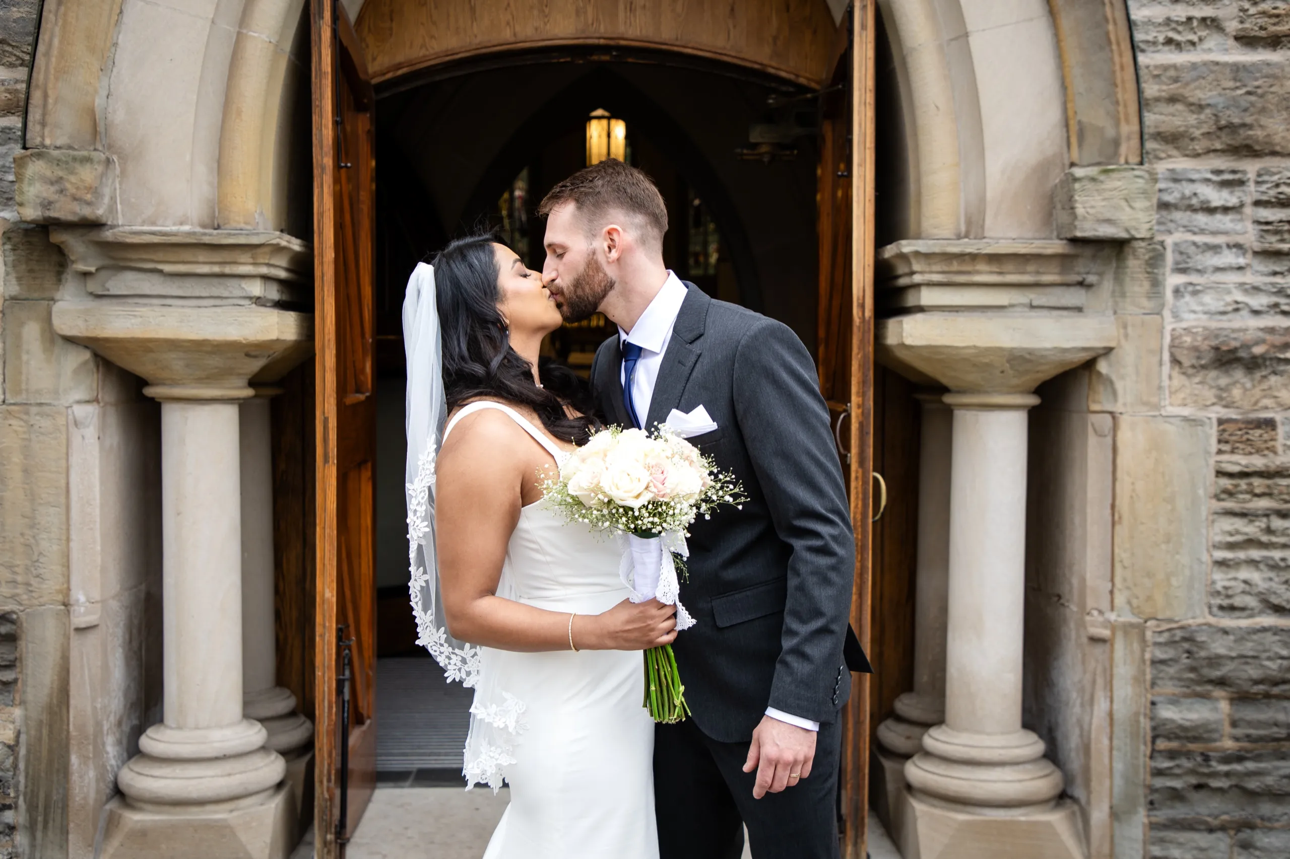 Roxanne + Justin, St. Patrick's Parish + Dundurn Castle, Hamilton photography by AD Photography