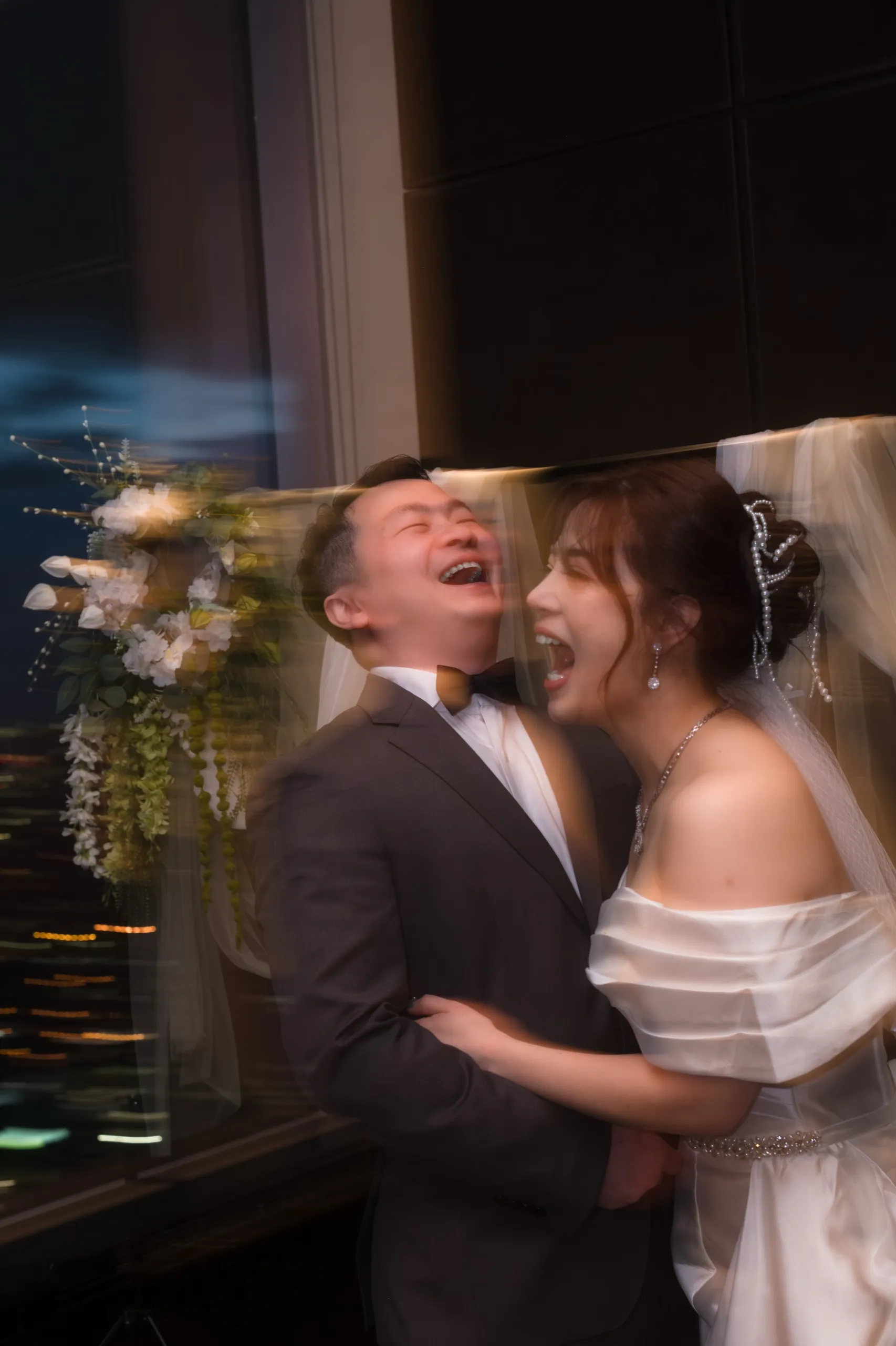 Grace + Giovanni, Aera Toronto, Downtown photography by AD Photography